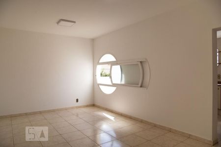 Casa para alugar com 463m², 4 quartos e 4 vagasCopa