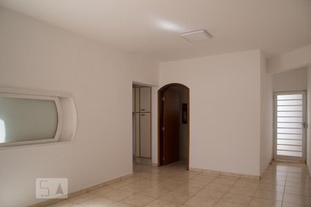 Casa para alugar com 463m², 4 quartos e 4 vagasCopa