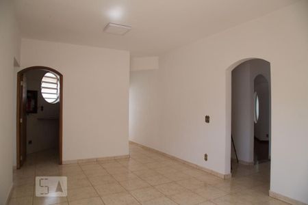 Casa para alugar com 463m², 4 quartos e 4 vagasCopa