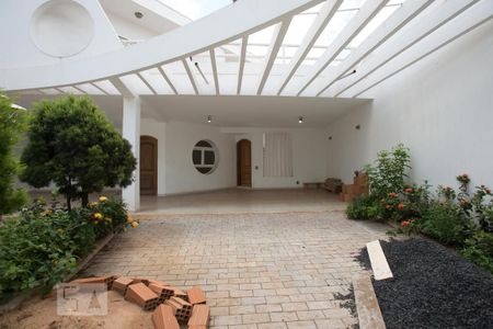 Casa para alugar com 463m², 4 quartos e 4 vagasGaragem