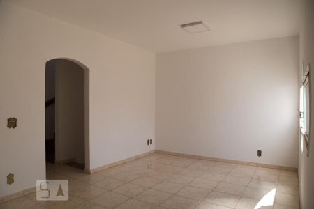 Casa para alugar com 463m², 4 quartos e 4 vagasCopa