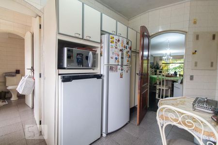 Apartamento à venda com 156m², 3 quartos e 2 vagasCozinha