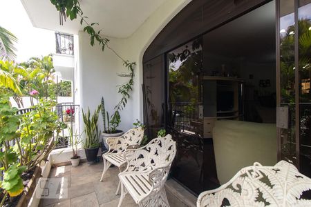 Varanda de apartamento à venda com 3 quartos, 156m² em Jardim Avelino, São Paulo