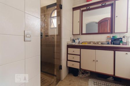 Apartamento à venda com 156m², 3 quartos e 2 vagasBanheiro do quarto 3