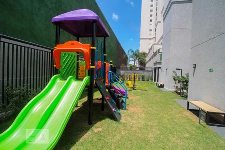 Apartamento para alugar com 38m², 2 quartos e sem vaga Apartamento para alugar com 38m², 2 quartos e sem vagaÁrea Comum - Playground