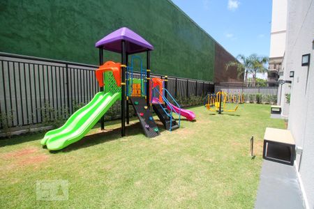 Apartamento para alugar com 38m², 2 quartos e sem vaga Apartamento para alugar com 38m², 2 quartos e sem vagaÁrea Comum - Playground