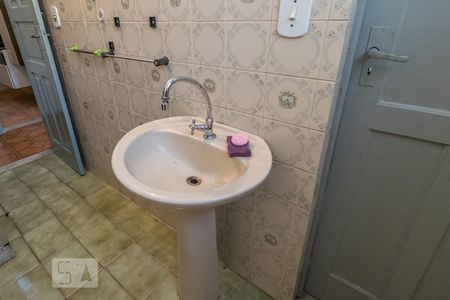 Apartamento para alugar com 60m², 1 quarto e sem vagaBanheiro Canadense