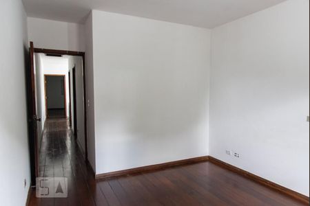 Quarto 1 de casa à venda com 3 quartos, 145m² em Jardim Maria Estela, São Paulo