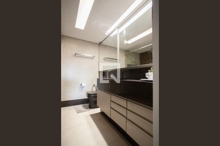 Apartamento para alugar com 157m², 3 quartos e 3 vagasBanheiro da Suíte