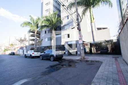 Apartamento para alugar com 157m², 3 quartos e 3 vagasFachada
