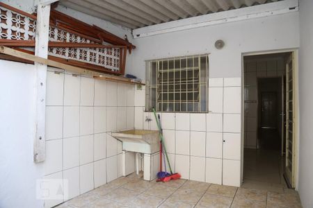 Casa para alugar com 80m², 2 quartos e 1 vagaÁrea de Serviço