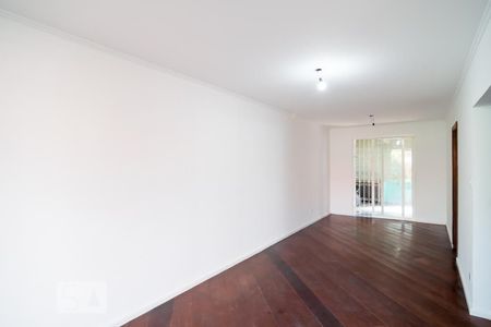 Sala de casa para alugar com 3 quartos, 180m² em Chácara Monte Alegre, São Paulo