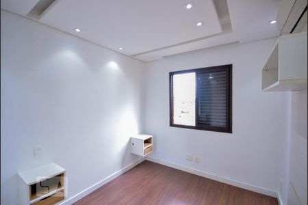 Apartamento à venda com 75m², 3 quartos e 2 vagasQuarto 2