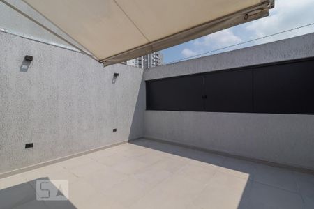 Casa à venda com 150m², 3 quartos e 2 vagas Casa à venda com 150m², 3 quartos e 2 vagasVaranda