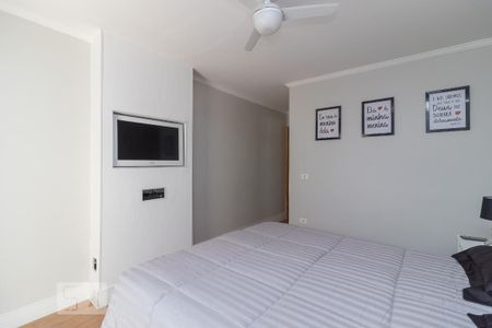 Casa à venda com 150m², 3 quartos e 2 vagas Casa à venda com 150m², 3 quartos e 2 vagasSuíte