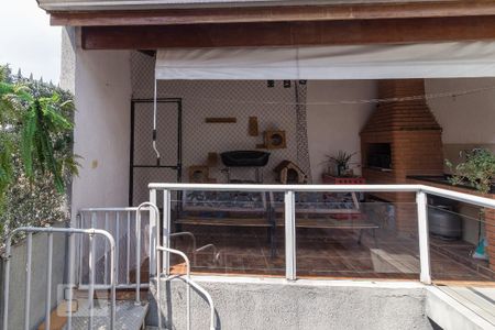 Casa à venda com 150m², 3 quartos e 2 vagas Casa à venda com 150m², 3 quartos e 2 vagasVista