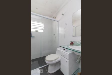 Casa à venda com 150m², 3 quartos e 2 vagas Casa à venda com 150m², 3 quartos e 2 vagasBanheiro suíte