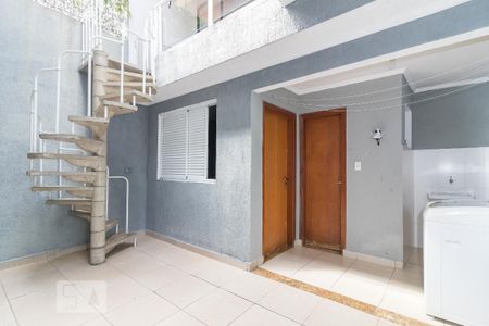 Casa à venda com 150m², 3 quartos e 2 vagas Casa à venda com 150m², 3 quartos e 2 vagasQuintal