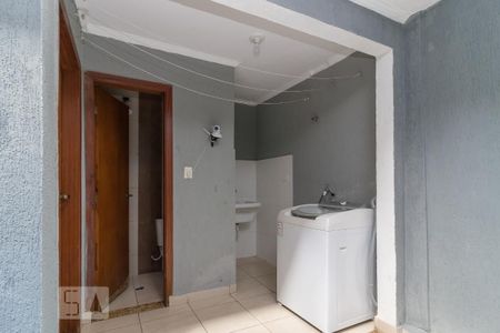 Casa à venda com 150m², 3 quartos e 2 vagas Casa à venda com 150m², 3 quartos e 2 vagasÁrea de serviço