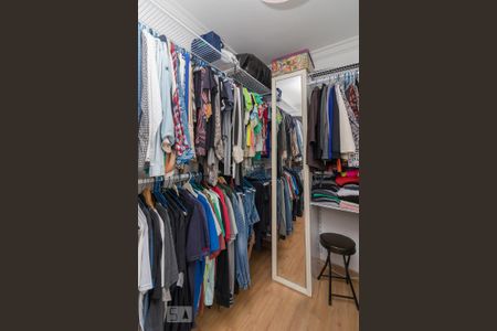 Casa à venda com 150m², 3 quartos e 2 vagas Casa à venda com 150m², 3 quartos e 2 vagasQuarto 1/Closet