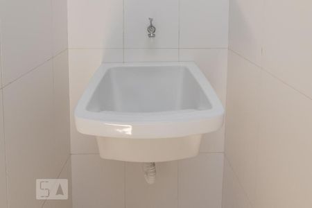 Casa à venda com 150m², 3 quartos e 2 vagas Casa à venda com 150m², 3 quartos e 2 vagasÁrea de serviço