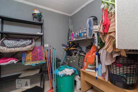 Casa à venda com 150m², 3 quartos e 2 vagas Casa à venda com 150m², 3 quartos e 2 vagasQuarto de serviço