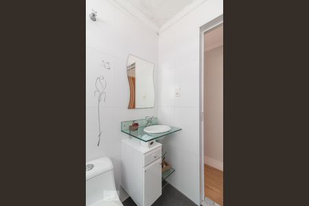 Casa à venda com 150m², 3 quartos e 2 vagas Casa à venda com 150m², 3 quartos e 2 vagasBanheiro suíte