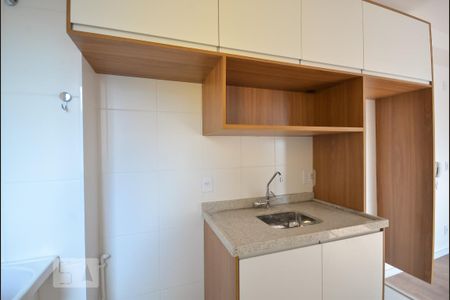Cozinha de apartamento para alugar com 2 quartos, 37m² em Liberdade, São Paulo