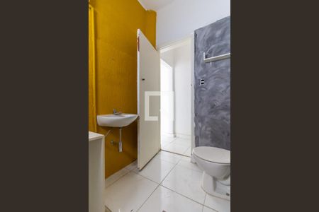 Casa para alugar com 180m², 5 quartos e sem vaga Casa para alugar com 180m², 5 quartos e sem vagaBanheiro 1