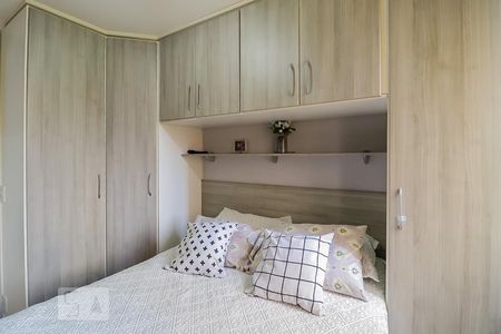 Quarto de apartamento à venda com 2 quartos, 42m² em Jardim São Nicolau, São Paulo