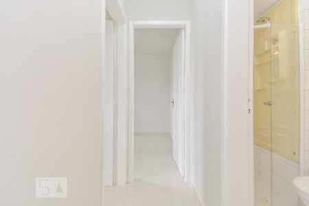 Corredor de apartamento para alugar com 2 quartos, 50m² em Luz, São Paulo