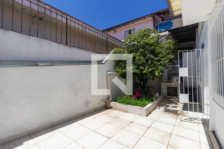 Casa à venda com 350m², 2 quartos e 2 vagasQuintal