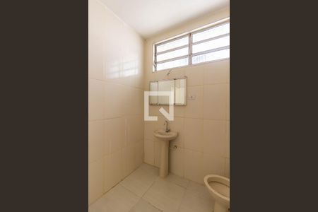 Casa à venda com 350m², 2 quartos e 2 vagasBanheiro 2