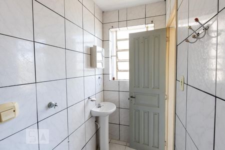 Banheiro de apartamento para alugar com 1 quarto, 40m² em Centro, Canoas