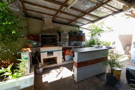 Casa à venda com 202m², 3 quartos e 5 vagasChurrasqueira