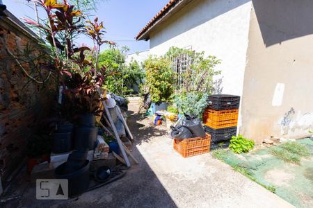 Casa à venda com 202m², 3 quartos e 5 vagasQuintal