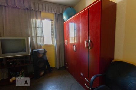 Casa à venda com 202m², 3 quartos e 5 vagasQuarto 2