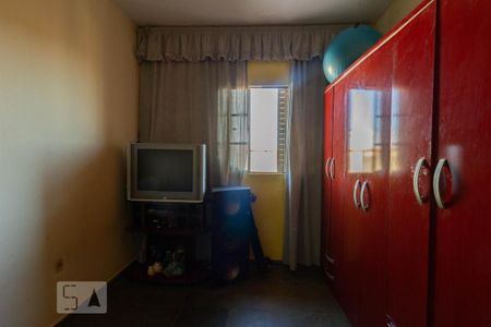 Casa à venda com 202m², 3 quartos e 5 vagasQuarto 2