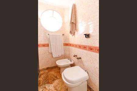 Apartamento à venda com 180m², 3 quartos e 3 vagasBanheiro da Suíte