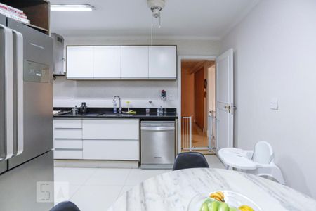 Apartamento à venda com 180m², 3 quartos e 3 vagasCozinha