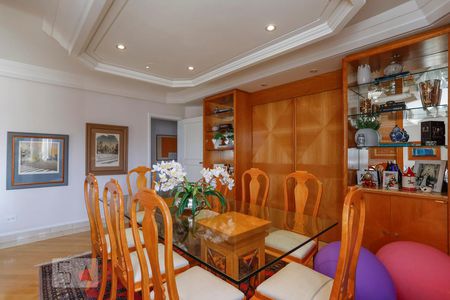 Sala de apartamento à venda com 3 quartos, 180m² em Santa Cecilia, São Paulo