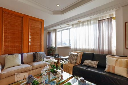 Sala de apartamento à venda com 3 quartos, 180m² em Santa Cecilia, São Paulo