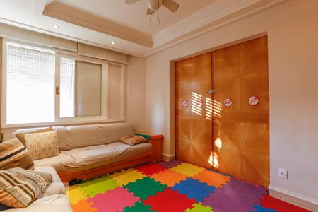 Sala de TV de apartamento à venda com 3 quartos, 180m² em Santa Cecilia, São Paulo