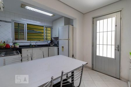 Casa para alugar com 175m², 2 quartos e 1 vagaCozinha