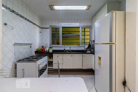Casa para alugar com 175m², 2 quartos e 1 vagaCozinha