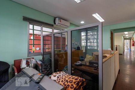 Sala de Estar de casa para alugar com 2 quartos, 175m² em Vila Pauliceia, São Paulo