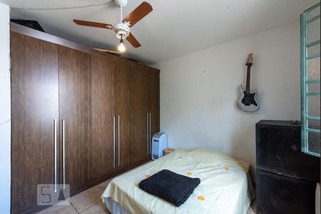 Casa à venda com 360m², 3 quartos e 4 vagas Casa à venda com 360m², 3 quartos e 4 vagasQuarto 2