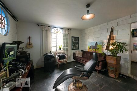 Sala de casa à venda com 3 quartos, 360m² em São João Batista, Belo Horizonte