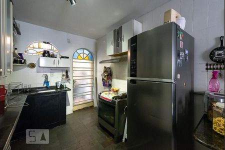 Casa à venda com 360m², 3 quartos e 4 vagas Casa à venda com 360m², 3 quartos e 4 vagasCozinha