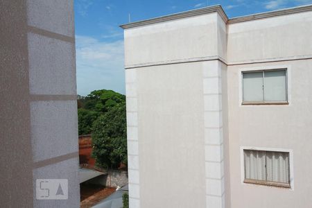 Vista Janela da Sala de apartamento para alugar com 2 quartos, 46m² em Conjunto Habitacional Jardim das Palmeiras, Ribeirão Preto
